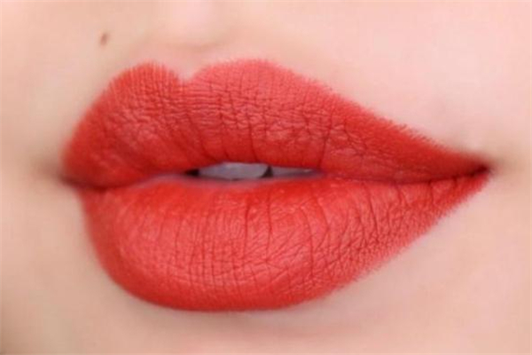 士力架口紅試色 士力架口紅多少錢 士力架口紅試色 士力架口紅多少錢