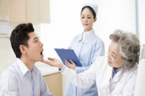 口臭會(huì)引發(fā)哪些病 口臭有哪些治療方法 口臭會(huì)引發(fā)哪些病 口臭有哪些治療方法