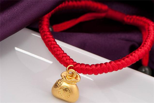 潮宏基可以以舊換新嗎 潮宏基以舊換新怎么換 潮宏基可以以舊換新嗎 潮宏基以舊換新怎么換