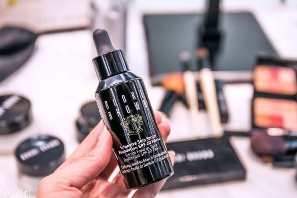 秋天適合哪些牌子的粉底液 最適合秋冬的粉底液 秋天適合哪些牌子的粉底液 最適合秋冬的粉底液