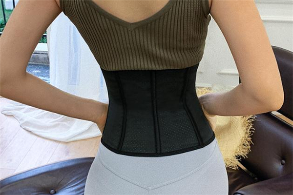 塑身衣一天穿幾個小時 塑身衣穿的時間越長越好嗎 塑身衣一天穿幾個小時 塑身衣穿的時間越長越好嗎