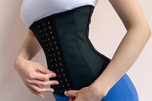 塑身衣把肉都擠哪里了 穿了塑身衣肉去哪里了 塑身衣把肉都擠哪里了 穿了塑身衣肉去哪里了