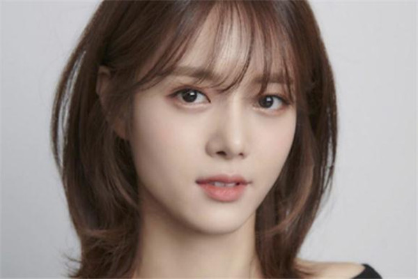 煙草棕色頭發(fā)掉色是什么顏色 煙草棕色頭發(fā)容易掉色嗎 煙草棕色頭發(fā)掉色是什么顏色 煙草棕色頭發(fā)容易掉色嗎