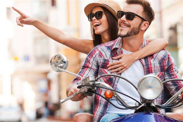 感情中強(qiáng)勢(shì)好還是弱勢(shì)好 如何在感情中占主動(dòng)權(quán)