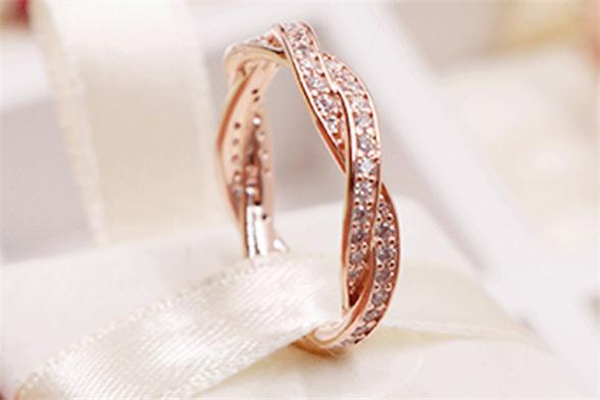 潘多拉命運之輪寓意 潘多拉命運之輪戒指的意義 潘多拉命運之輪寓意 潘多拉命運之輪戒指的意義