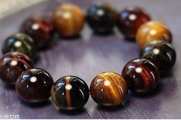 虎睛石應(yīng)該怎么保養(yǎng)呢 虎睛石的市場(chǎng)價(jià)格怎么樣呢 虎睛石應(yīng)該怎么保養(yǎng)呢 虎睛石的市場(chǎng)價(jià)格怎么樣呢