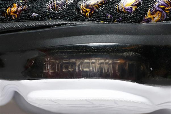 耐克詹姆斯17代開箱測(cè)評(píng) lbj17實(shí)物開箱報(bào)告 耐克詹姆斯17代開箱測(cè)評(píng) lbj17實(shí)物開箱報(bào)告