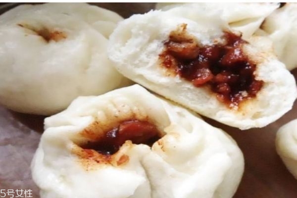 什么是叉燒包呢 叉燒包有什么營(yíng)養(yǎng)價(jià)值呢 什么是叉燒包呢 叉燒包有什么營(yíng)養(yǎng)價(jià)值呢
