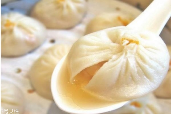 什么是四季美湯包呢 四季美湯包有什么營(yíng)養(yǎng)價(jià)值呢 什么是四季美湯包呢 四季美湯包有什么營(yíng)養(yǎng)價(jià)值呢