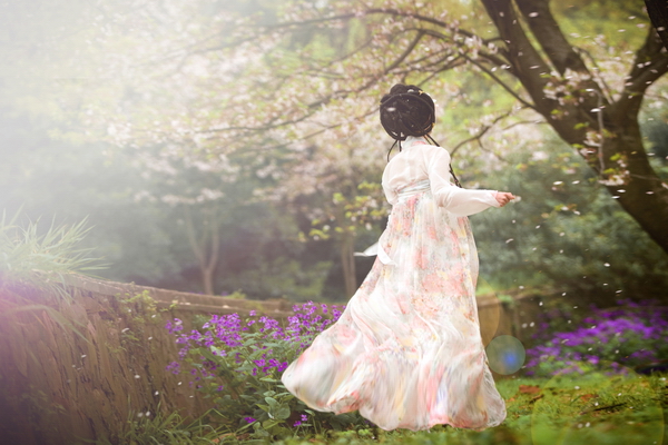 卑微的愛一個人是什么感覺 卑微的愛情最后是什么結(jié)果 卑微的愛一個人是什么感覺 卑微的愛情最后是什么結(jié)果