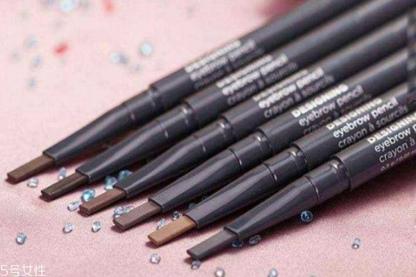 眉筆不能長期用嗎 長期畫眉會(huì)讓眉毛變少嗎