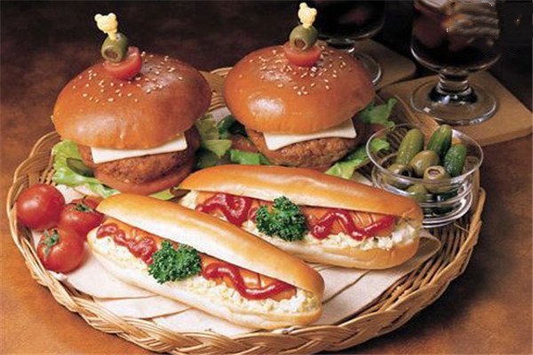 常見高脂肪食物有哪些 高脂肪食物對人體的危害 常見高脂肪食物有哪些 高脂肪食物對人體的危害