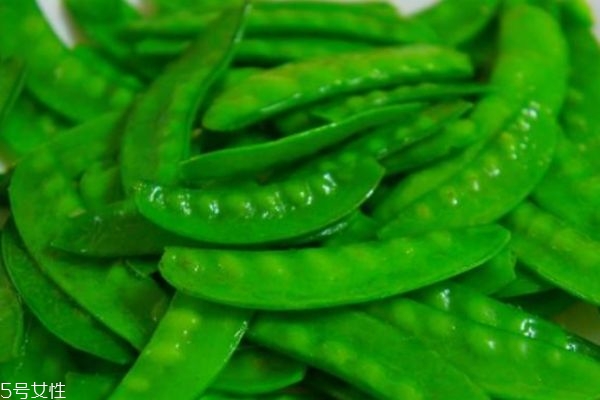 吃荷蘭豆有什么作用呢 荷蘭豆生長在什么環(huán)境里呢 吃荷蘭豆有什么作用呢 荷蘭豆生長在什么環(huán)境里呢