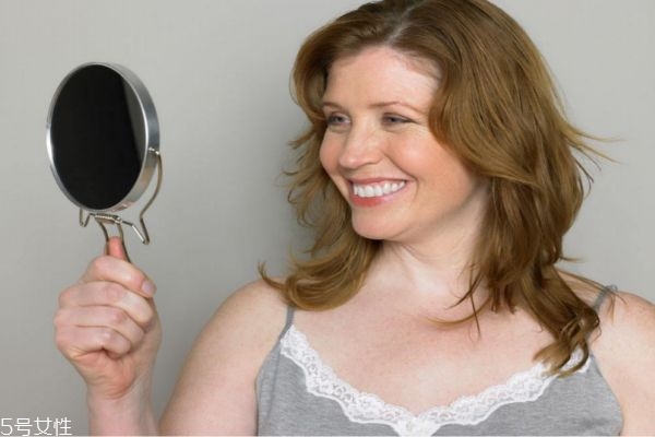 干性皮膚護(hù)膚品排行榜 干性皮膚的護(hù)理 干性皮膚護(hù)膚品排行榜 干性皮膚的護(hù)理