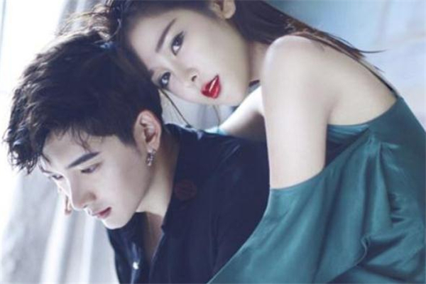 怎么跟剛認識的女生聊天 怎么跟剛加微信的女孩聊天 怎么跟剛認識的女生聊天 怎么跟剛加微信的女孩聊天