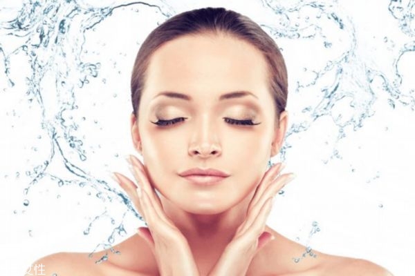 哪些習(xí)慣容易造成皮膚干燥 如何改善皮膚干燥