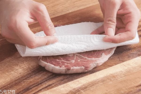 煎肉眼牛排的幾個(gè)要點(diǎn) 關(guān)于牛排的知識(shí)點(diǎn) 煎肉眼牛排的幾個(gè)要點(diǎn) 關(guān)于牛排的知識(shí)點(diǎn)