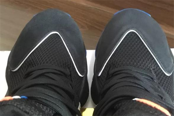 阿迪達斯哈登4黑銀開箱測評 哈登4和哈登2哪個舒服 阿迪達斯哈登4黑銀開箱測評 哈登4和哈登2哪個舒服