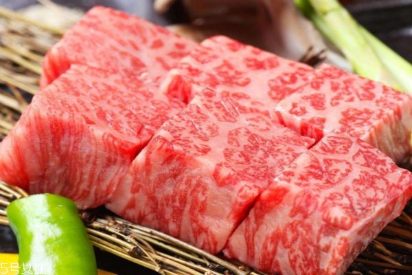 買回來的牛肉怎么清洗 吃牛肉的禁忌 買回來的牛肉怎么清洗 吃牛肉的禁忌