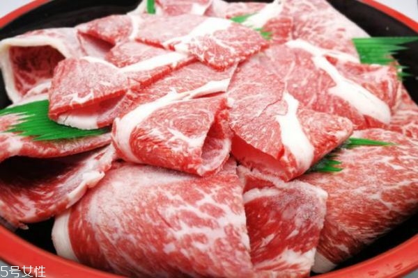 牛肉生吃會(huì)有寄生蟲(chóng)嗎 牛肉如何處理才能生吃 牛肉生吃會(huì)有寄生蟲(chóng)嗎 牛肉如何處理才能生吃