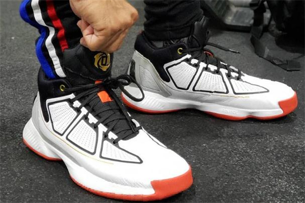 羅斯10和哈登3哪個(gè)好 羅斯10和哈登3對(duì)比測(cè)評(píng) 羅斯10和哈登3哪個(gè)好 羅斯10和哈登3對(duì)比測(cè)評(píng)