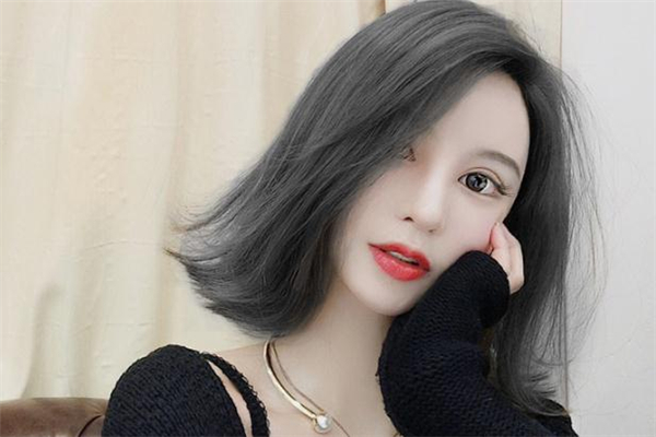 鉛筆灰頭發(fā)是什么顏色 鉛筆灰和奶奶灰的區(qū)別 鉛筆灰頭發(fā)是什么顏色 鉛筆灰和奶奶灰的區(qū)別