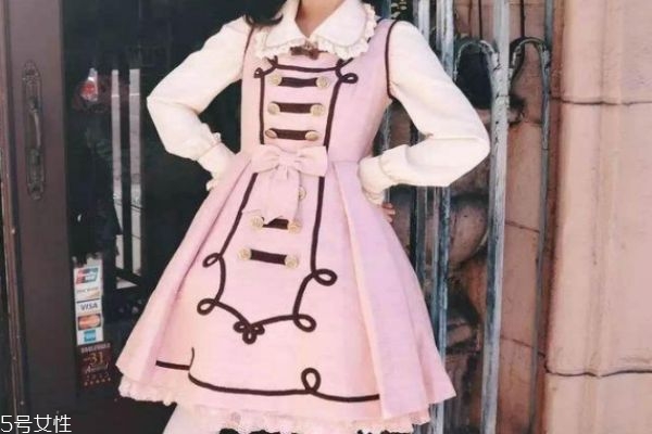 洛麗塔怎么穿搭 洛麗塔有哪些流行穿法 洛麗塔怎么穿搭 洛麗塔有哪些流行穿法