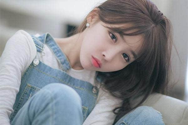 臉部左右不對(duì)稱(chēng)怎么矯正 臉部左右不對(duì)稱(chēng)的原因