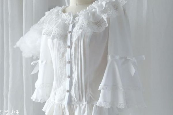 洛麗塔怎么穿搭 洛麗塔有哪些流行穿法 洛麗塔怎么穿搭 洛麗塔有哪些流行穿法