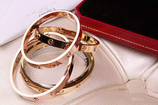 卡地亞男士鉆戒的款式 卡地亞男士鉆戒的經(jīng)典款 卡地亞男士鉆戒的款式 卡地亞男士鉆戒的經(jīng)典款