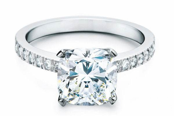 百搭的鉆石是什么形狀 鉆戒該怎么挑選 百搭的鉆石是什么形狀 鉆戒該怎么挑選