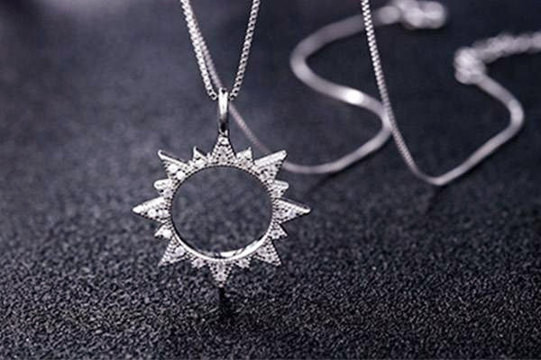 輕奢項(xiàng)鏈品牌有哪些 平價(jià)項(xiàng)鏈品牌推薦 輕奢項(xiàng)鏈品牌有哪些 平價(jià)項(xiàng)鏈品牌推薦