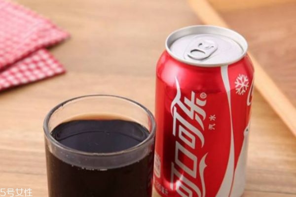 減肥可以喝可樂嗎 可樂的熱量高嗎 減肥可以喝可樂嗎 可樂的熱量高嗎