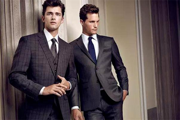 男生如何挑選西裝 男士西裝挑選需要注意哪些點 男生如何挑選西裝 男士西裝挑選需要注意哪些點