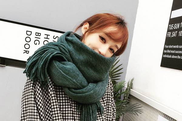 羊絨圍巾怎么清洗 羊絨圍巾的保養(yǎng)注意事項(xiàng) 羊絨圍巾怎么清洗 羊絨圍巾的保養(yǎng)注意事項(xiàng)