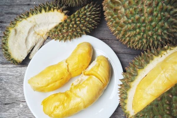 榴蓮炒飯?jiān)趺醋龊贸?臘味榴蓮炒飯?jiān)趺醋? alt=