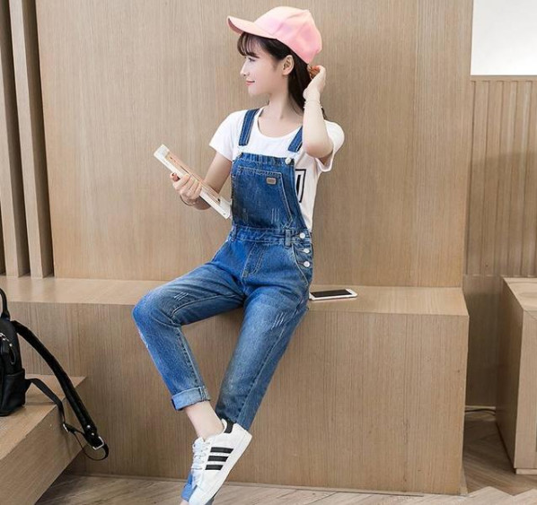 吊帶褲怎么搭配 吊帶褲上衣怎么搭配 吊帶褲怎么搭配 吊帶褲上衣怎么搭配