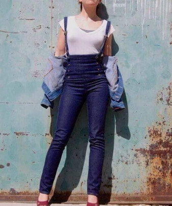 吊帶褲怎么搭配 吊帶褲上衣怎么搭配 吊帶褲怎么搭配 吊帶褲上衣怎么搭配