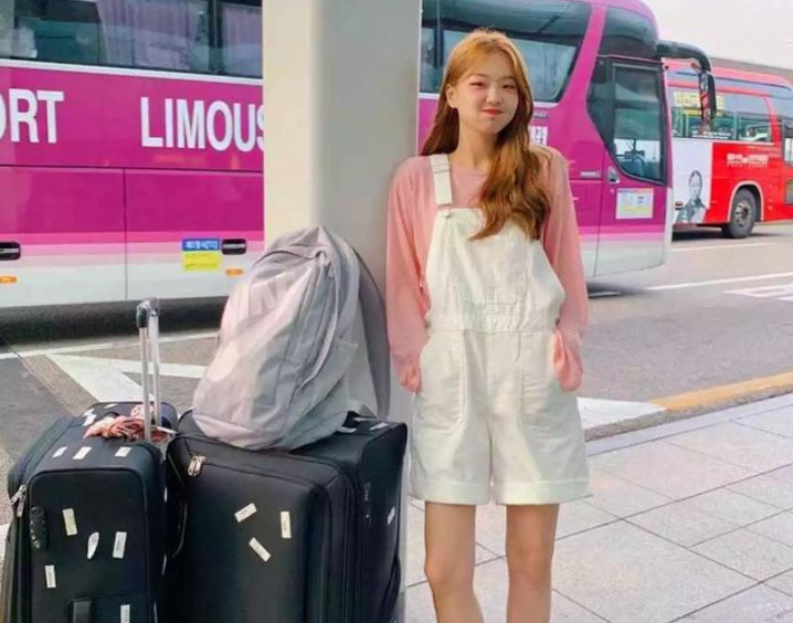 買什么款式的吊帶褲最好看 買什么款式的吊帶褲最好看