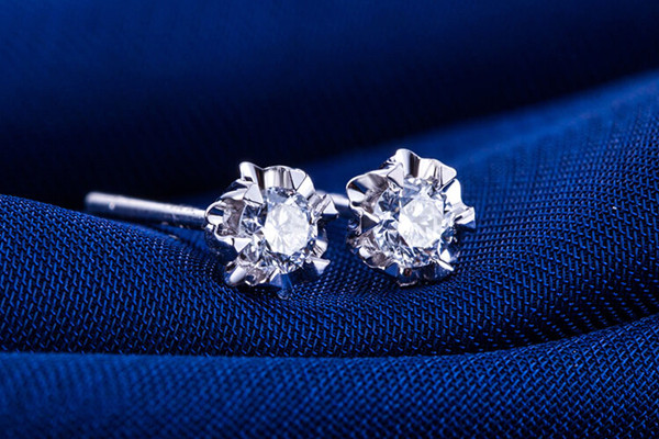 鉆石耳飾款式有哪些 鉆石耳飾該如何挑選 鉆石耳飾款式有哪些 鉆石耳飾該如何挑選