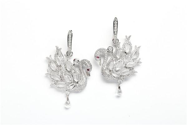 怎么挑選適合自己的耳環(huán) 銀耳環(huán)的優(yōu)點(diǎn) 怎么挑選適合自己的耳環(huán) 銀耳環(huán)的優(yōu)點(diǎn)