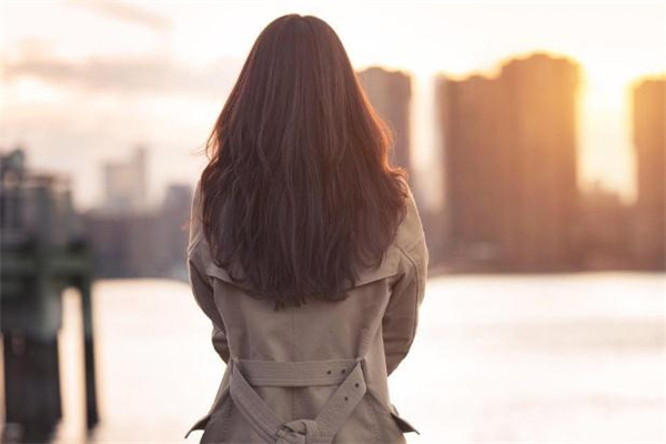 怎么拒絕公司同事的追求 對于同事的追求如何處理 怎么拒絕公司同事的追求 對于同事的追求如何處理