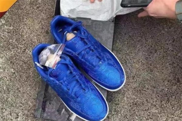 clot聯(lián)名af1藍絲綢開箱測評 clot藍絲綢會跌價嗎 clot聯(lián)名af1藍絲綢開箱測評 clot藍絲綢會跌價嗎