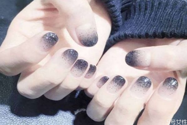 做完美甲要注意什么 怎么降低美甲的傷害 做完美甲要注意什么 怎么降低美甲的傷害