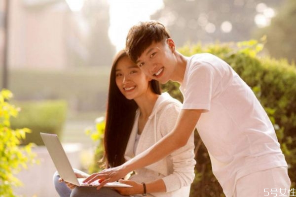 戀愛(ài)磨合期該怎么做 戀愛(ài)磨合期一般多長(zhǎng)時(shí)間 戀愛(ài)磨合期該怎么做 戀愛(ài)磨合期一般多長(zhǎng)時(shí)間