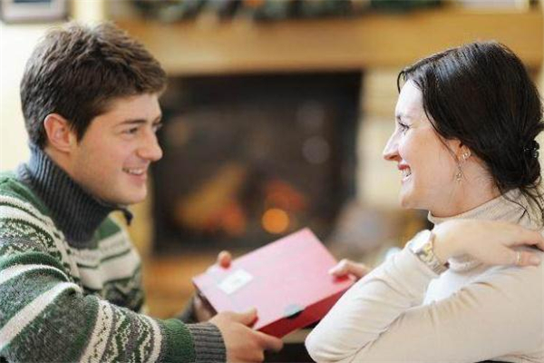 成功男人喜歡什么樣的女人 成功男人靠得住嗎 成功男人喜歡什么樣的女人 成功男人靠得住嗎