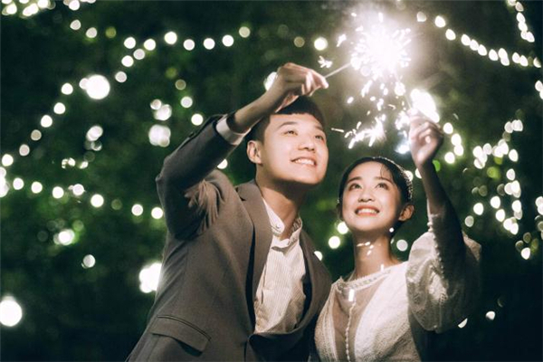 閃婚的婚姻怎么經(jīng)營 閃婚的人什么心態(tài) 閃婚的婚姻怎么經(jīng)營 閃婚的人什么心態(tài)