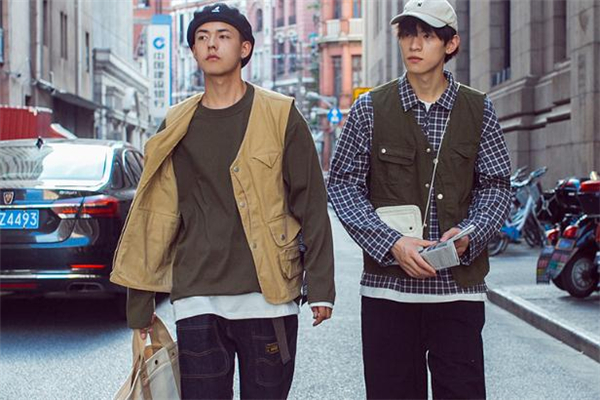 日系男生怎么穿搭 男生日系穿搭圖片 日系男生怎么穿搭 男生日系穿搭圖片