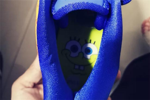 耐克歐文5菠蘿屋開箱測評 歐文5菠蘿屋會(huì)漲價(jià)嗎 耐克歐文5菠蘿屋開箱測評 歐文5菠蘿屋會(huì)漲價(jià)嗎