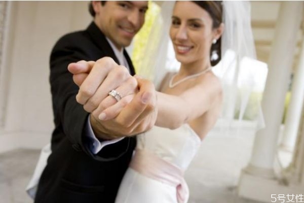 多大結(jié)婚算正常 多大結(jié)婚才合適 多大結(jié)婚算正常 多大結(jié)婚才合適